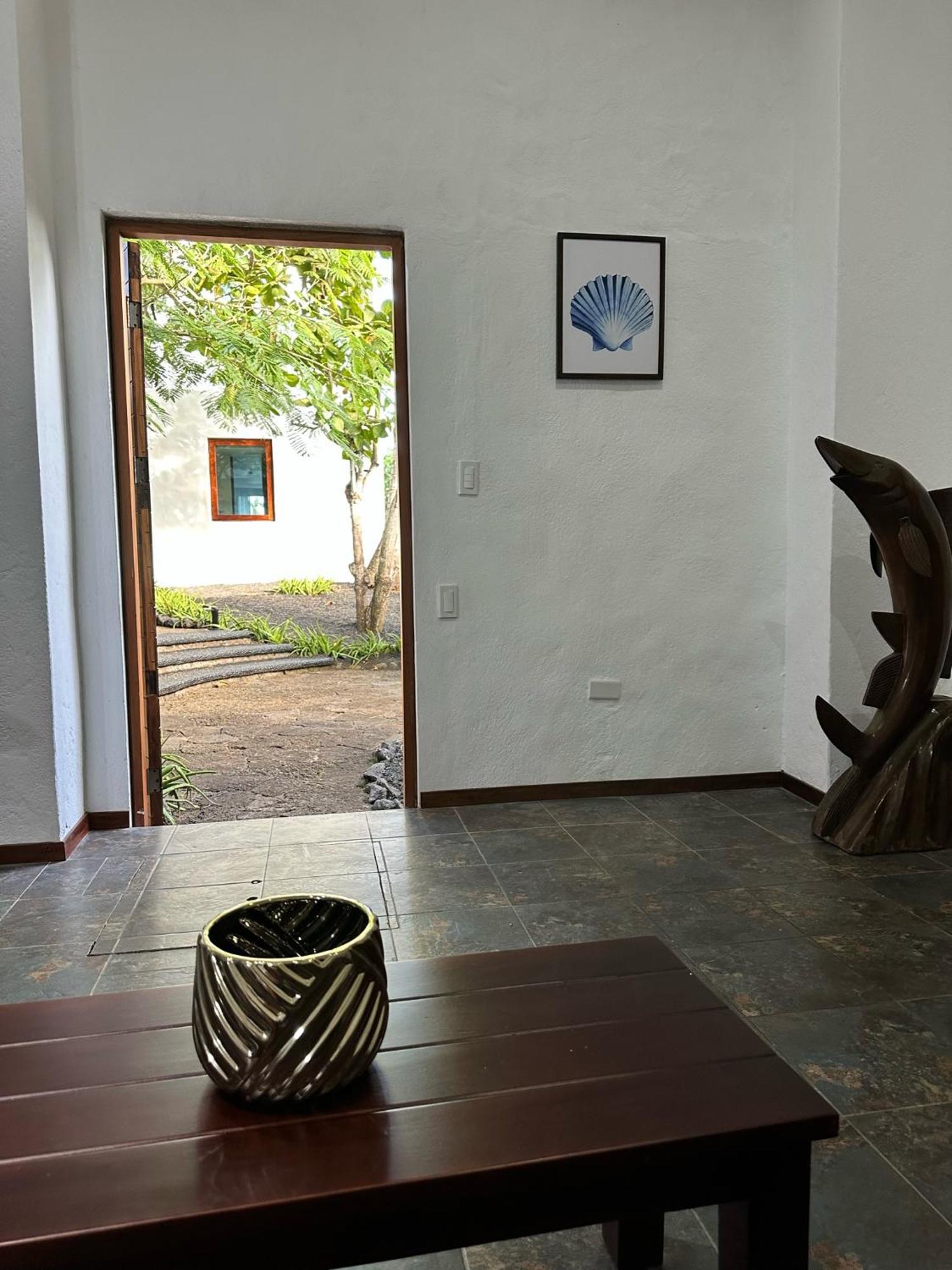 Hotel Villa Escalesia Galapagos Puerto Ayora  Ngoại thất bức ảnh